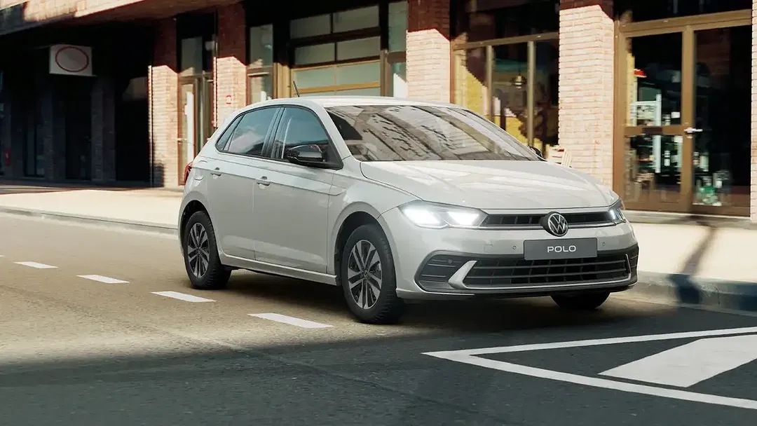 Volkswagen Polo - Thumbnail 4