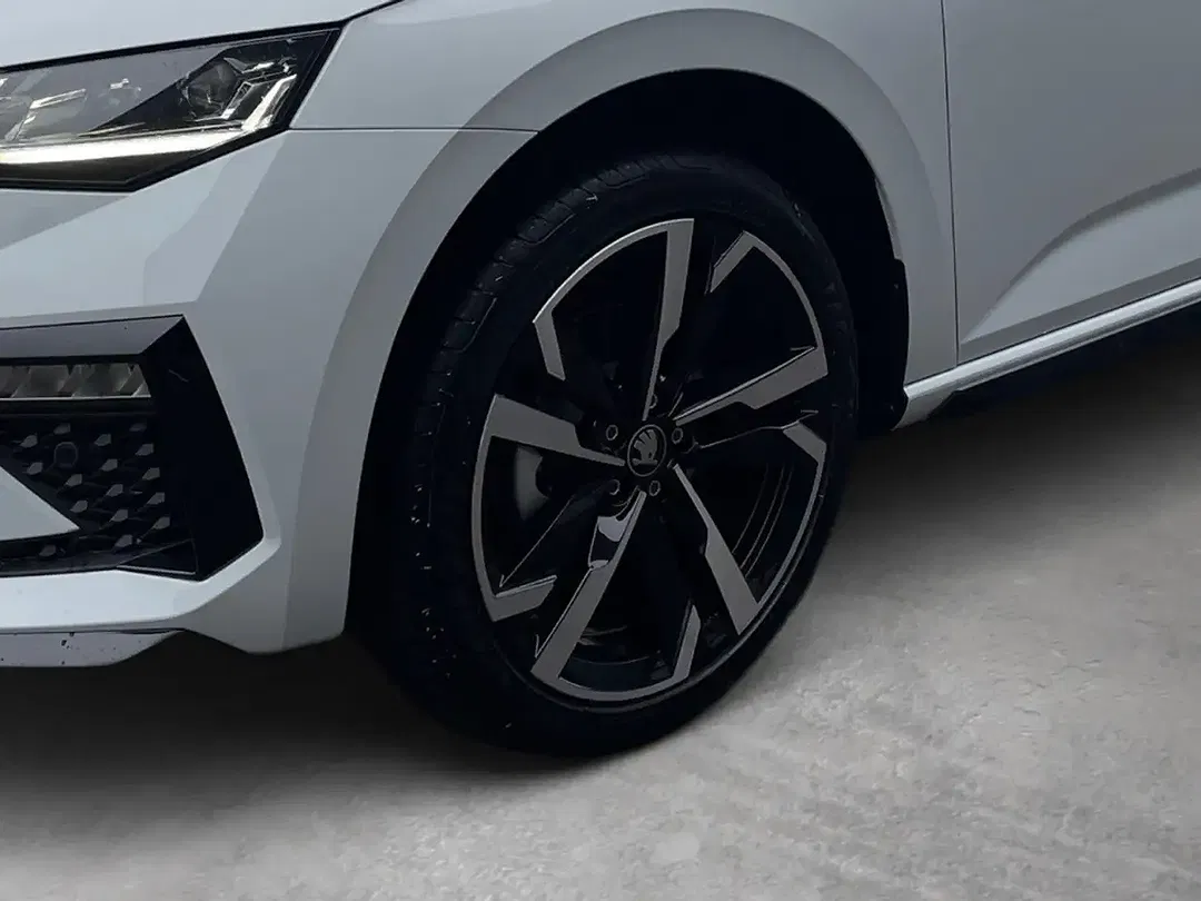 Skoda Scala - Thumbnail 6