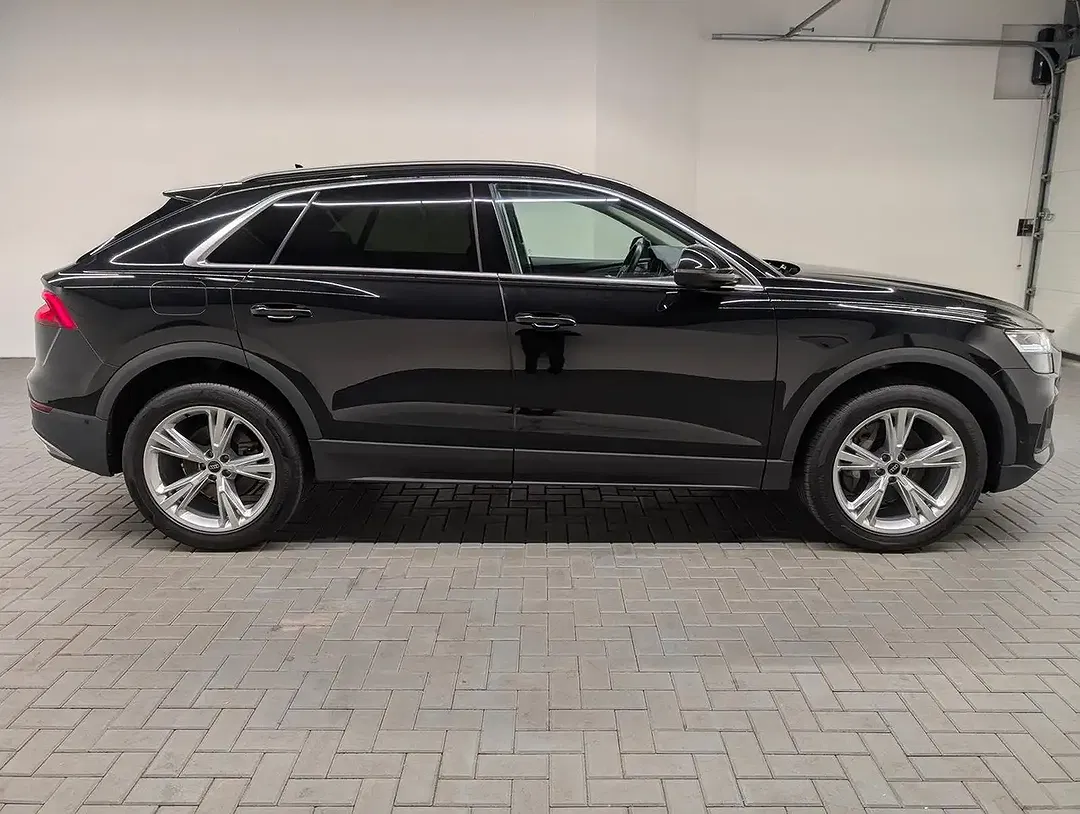 Audi Q8 - Thumbnail 5