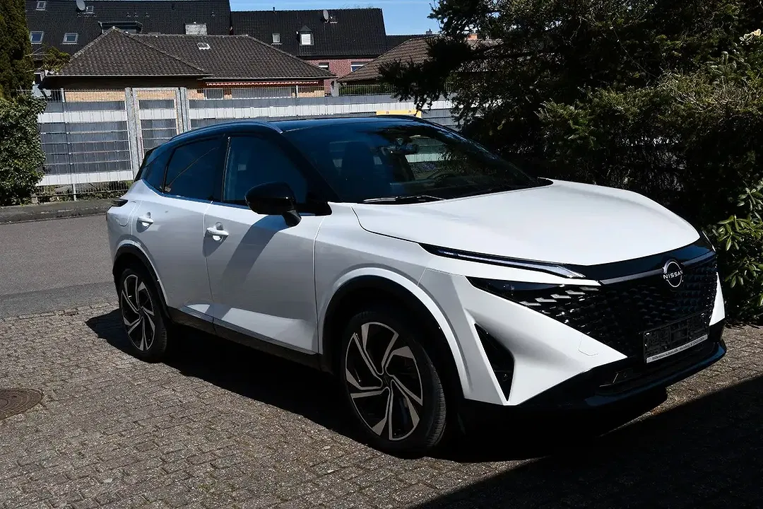 Nissan Qashqai - Thumbnail 2