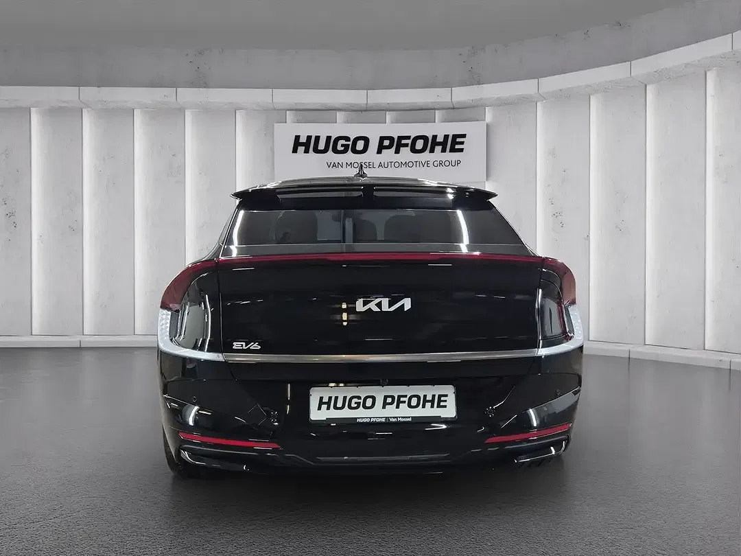 Kia EV6 - Thumbnail 12