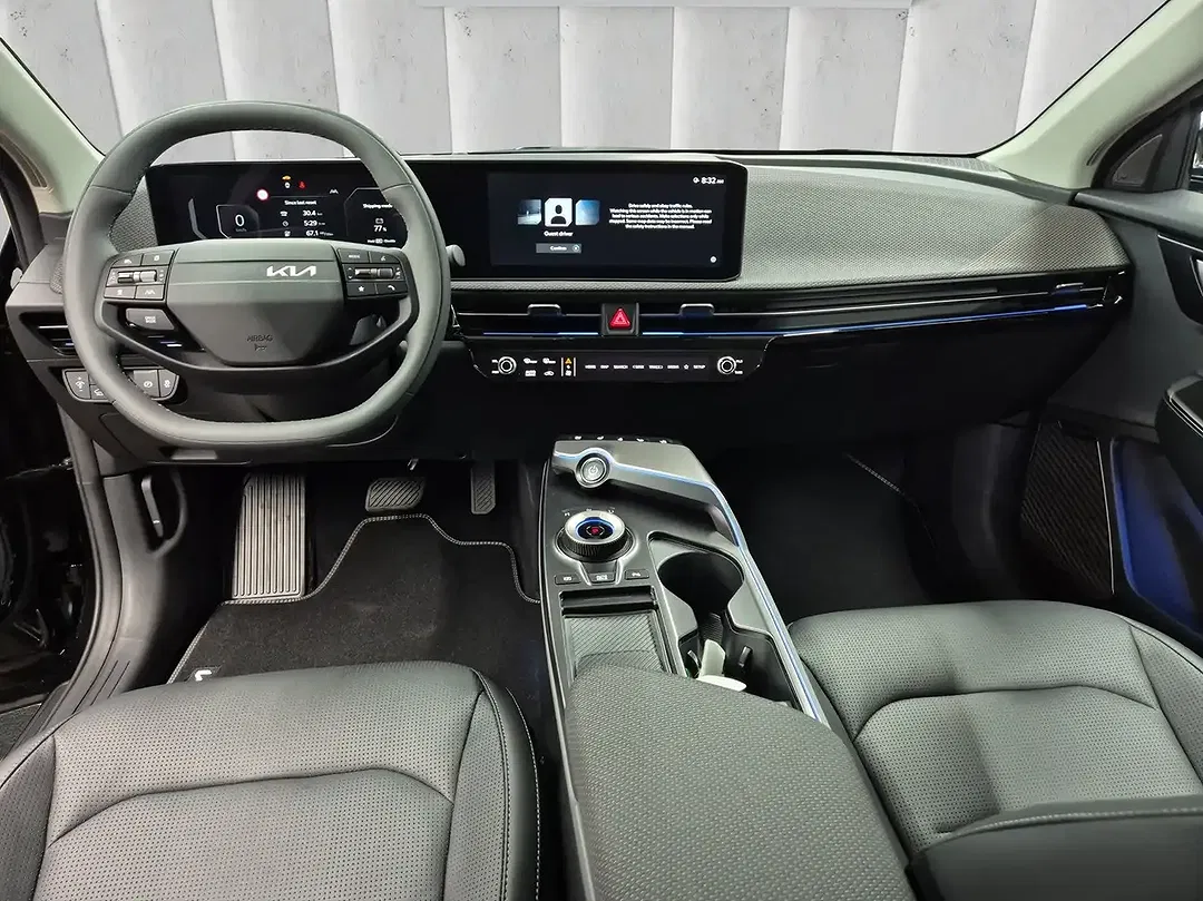 Kia EV6 - Thumbnail 4
