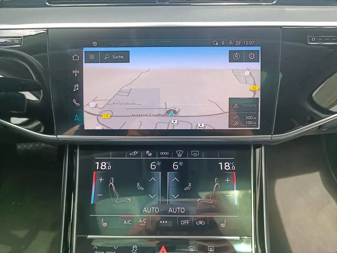 Audi A8 - Thumbnail 14