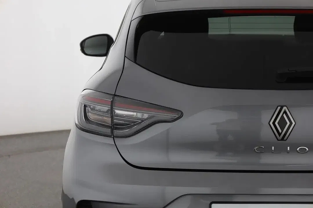 Renault Clio - Thumbnail 28