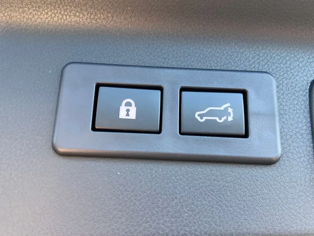 Subaru Forester - Thumbnail 12