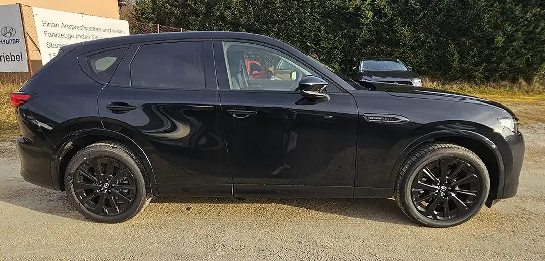 Mazda CX-60 - Thumbnail 4