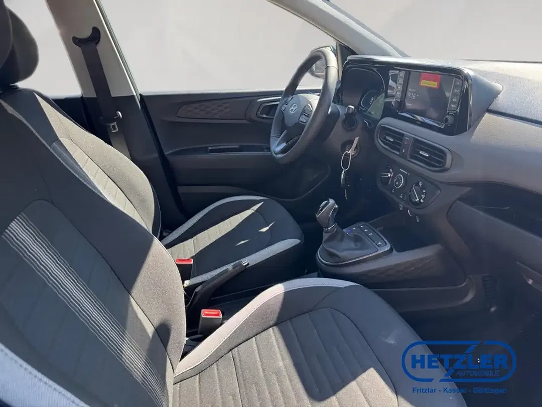 Hyundai i10 - Thumbnail 14