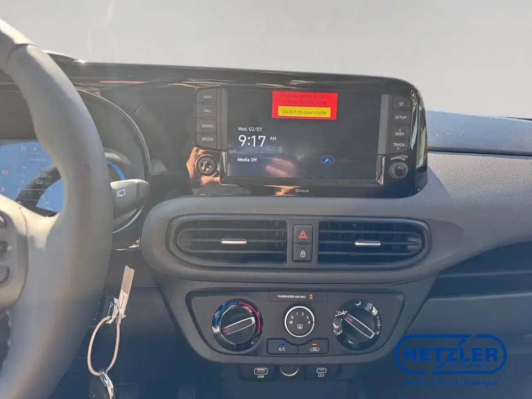 Hyundai i10 - Thumbnail 9