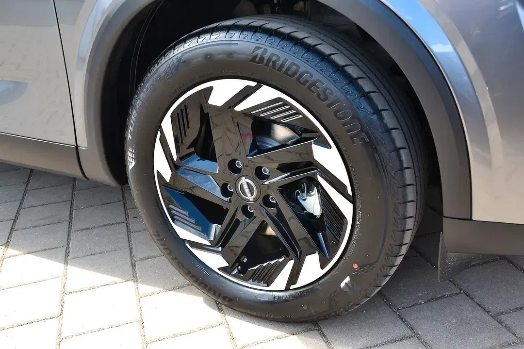 Nissan Qashqai - Thumbnail 12