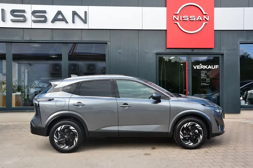 Nissan Qashqai - Thumbnail 2