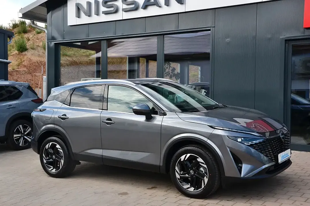 Nissan Qashqai - Thumbnail 3