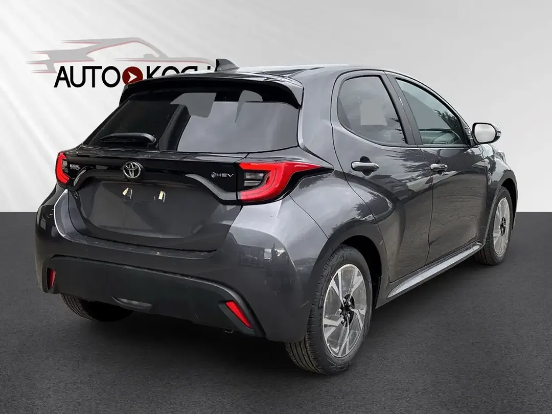 Toyota Yaris - Thumbnail 5