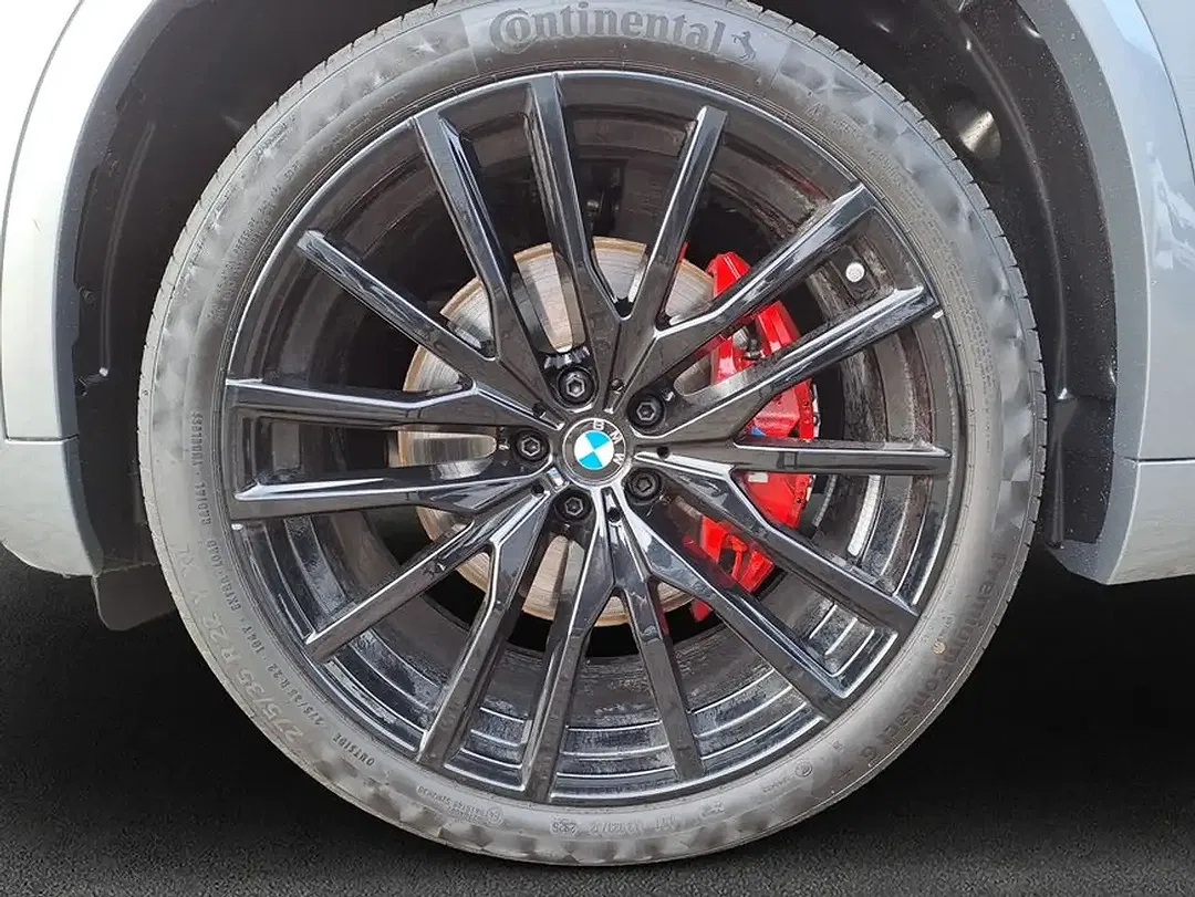 BMW X5 - Thumbnail 8