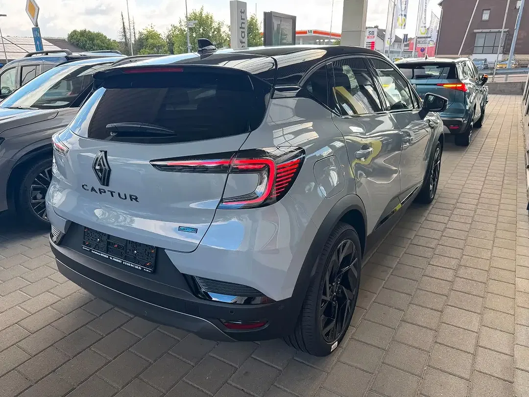 Renault Captur - Thumbnail 7