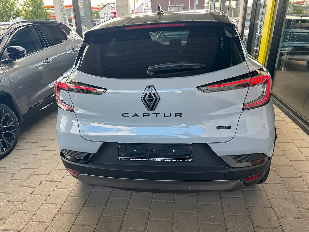 Renault Captur - Thumbnail 9