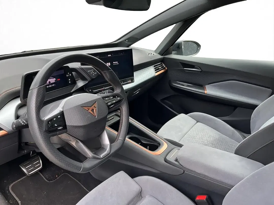 CUPRA Born - Thumbnail 9