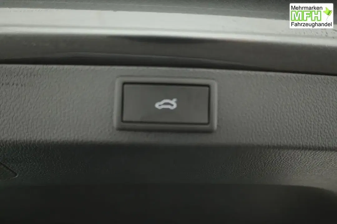 Skoda Karoq - Thumbnail 13