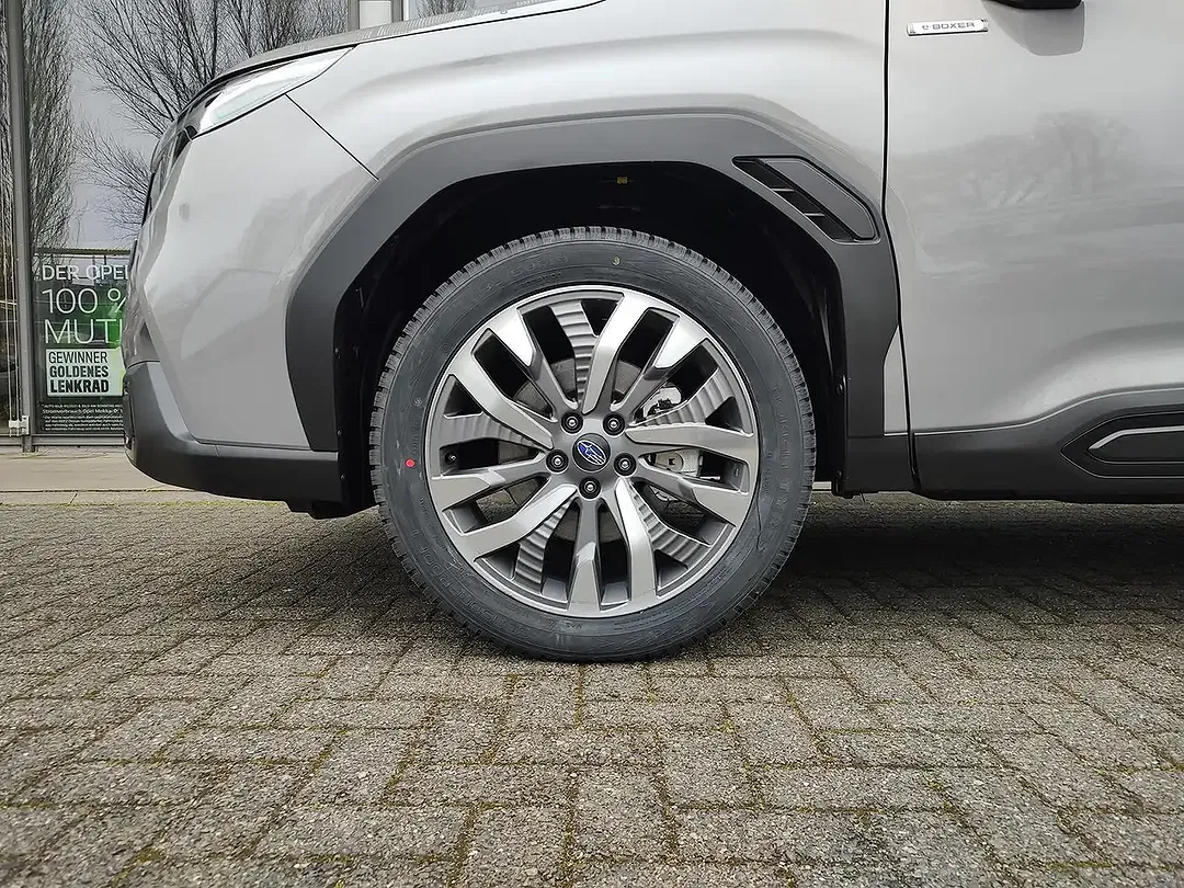 Subaru Forester - Thumbnail 8