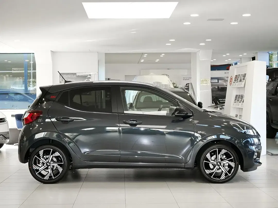 Hyundai i10 - Thumbnail 3