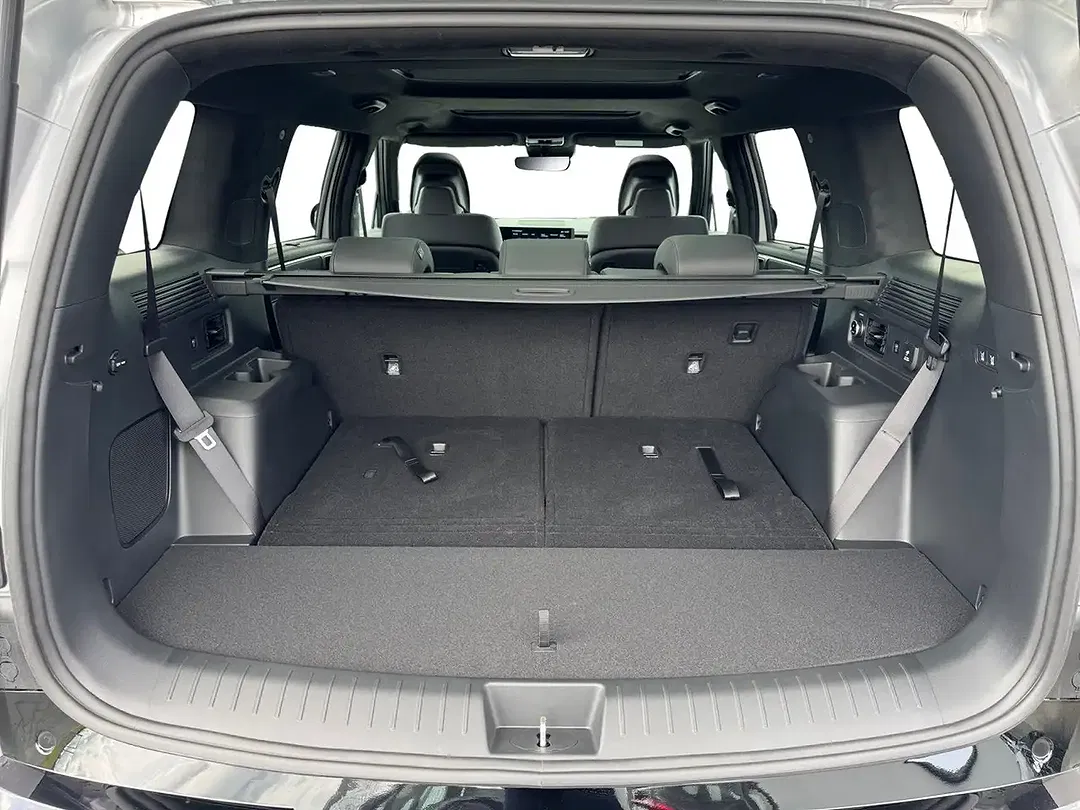 Hyundai SANTA FE - Thumbnail 6