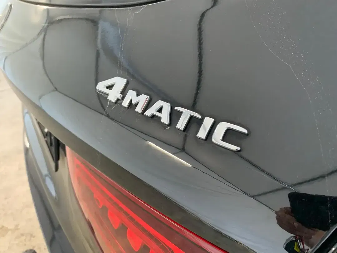 Mercedes-Benz GLC 300 - Thumbnail 6