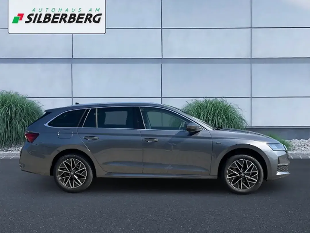 Skoda Octavia - Thumbnail 2
