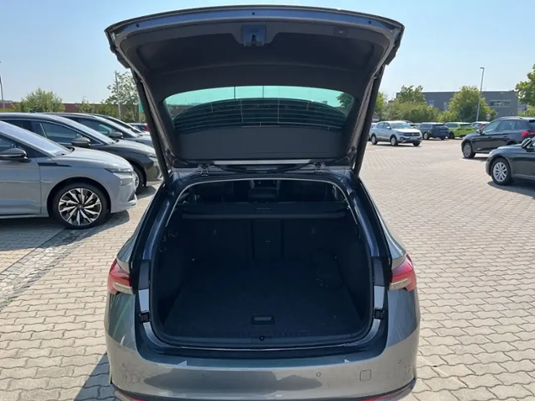 Skoda Octavia - Thumbnail 8