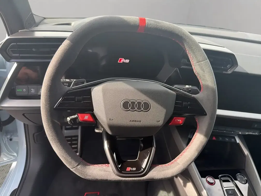 Audi RS3 - Thumbnail 12