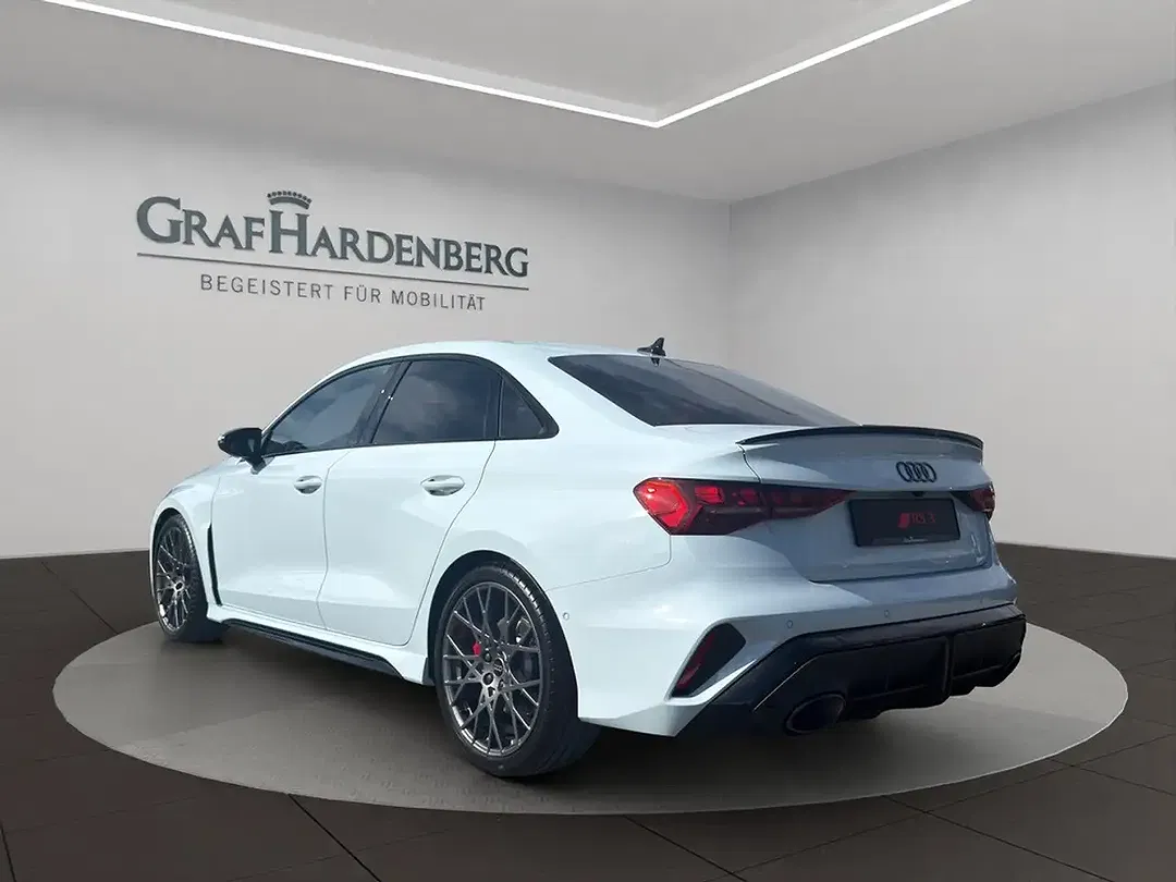 Audi RS3 - Thumbnail 4