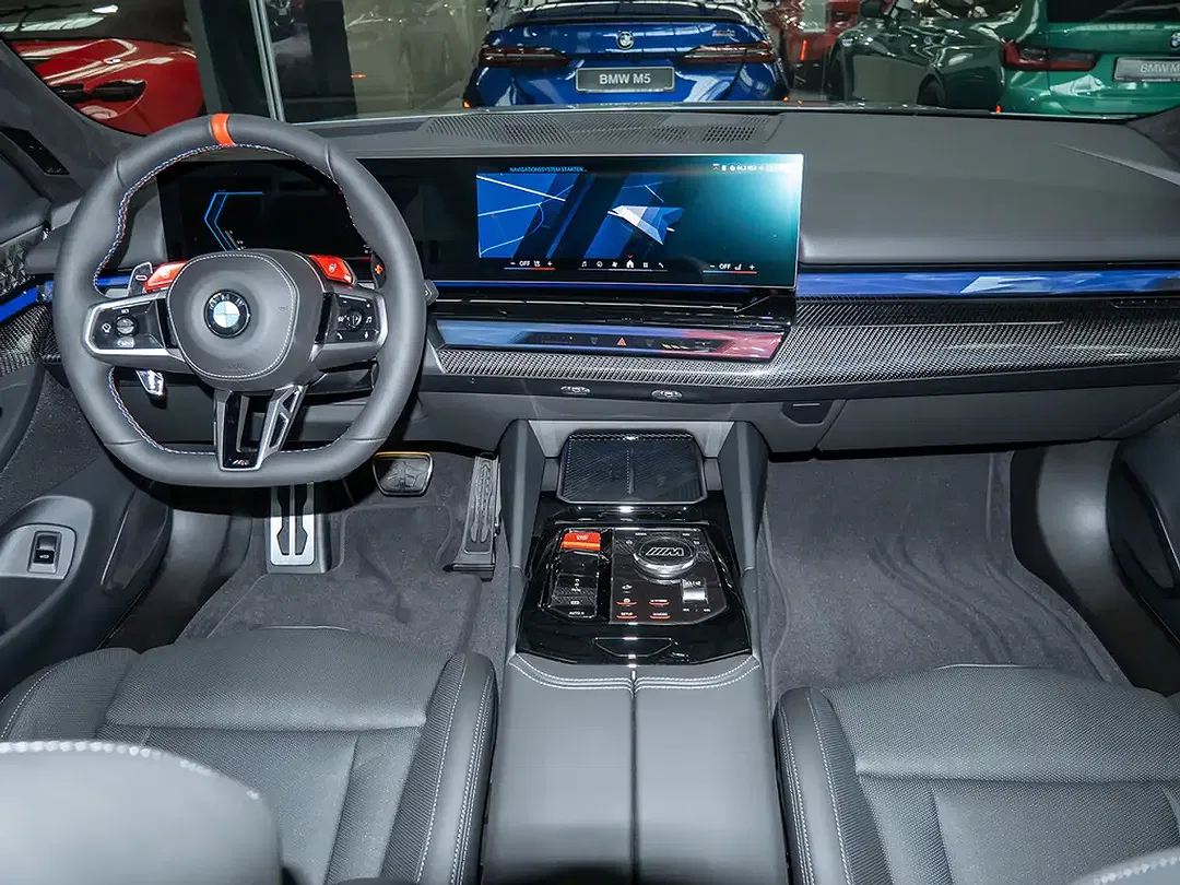BMW M5 - Thumbnail 9
