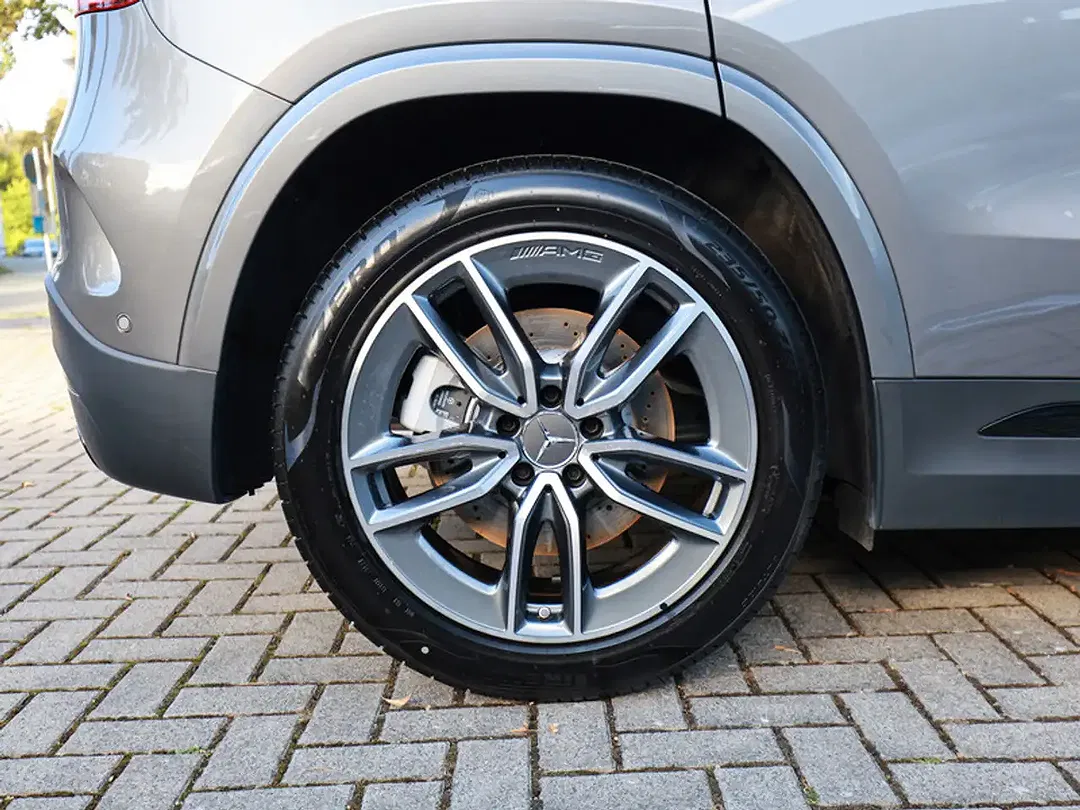 Mercedes-Benz GLA 35 AMG - Thumbnail 5