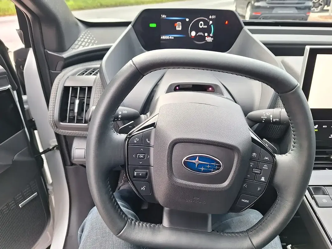 Subaru Solterra - Thumbnail 5