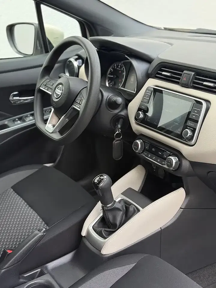 Nissan Micra - Thumbnail 10