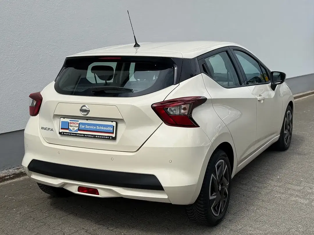 Nissan Micra - Thumbnail 3