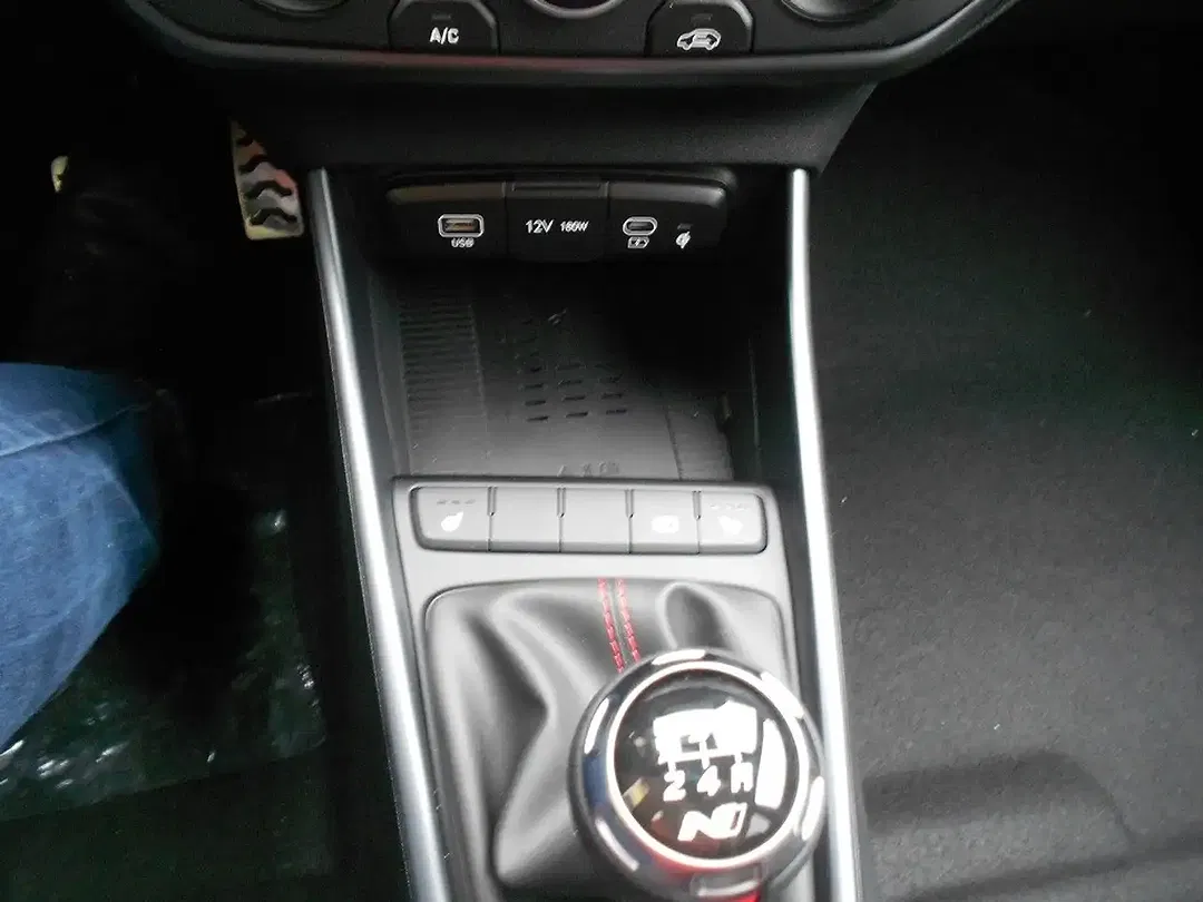 Hyundai i20 - Thumbnail 14