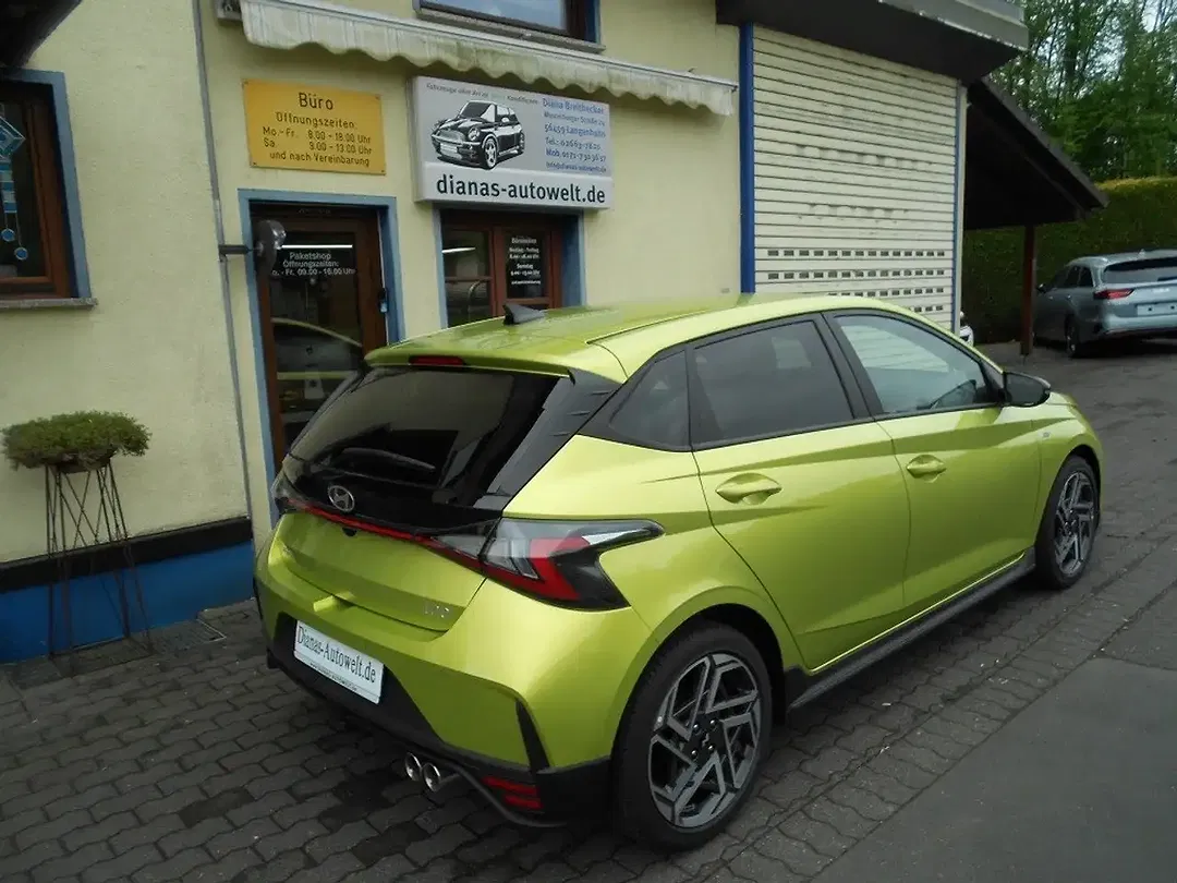 Hyundai i20 - Thumbnail 2