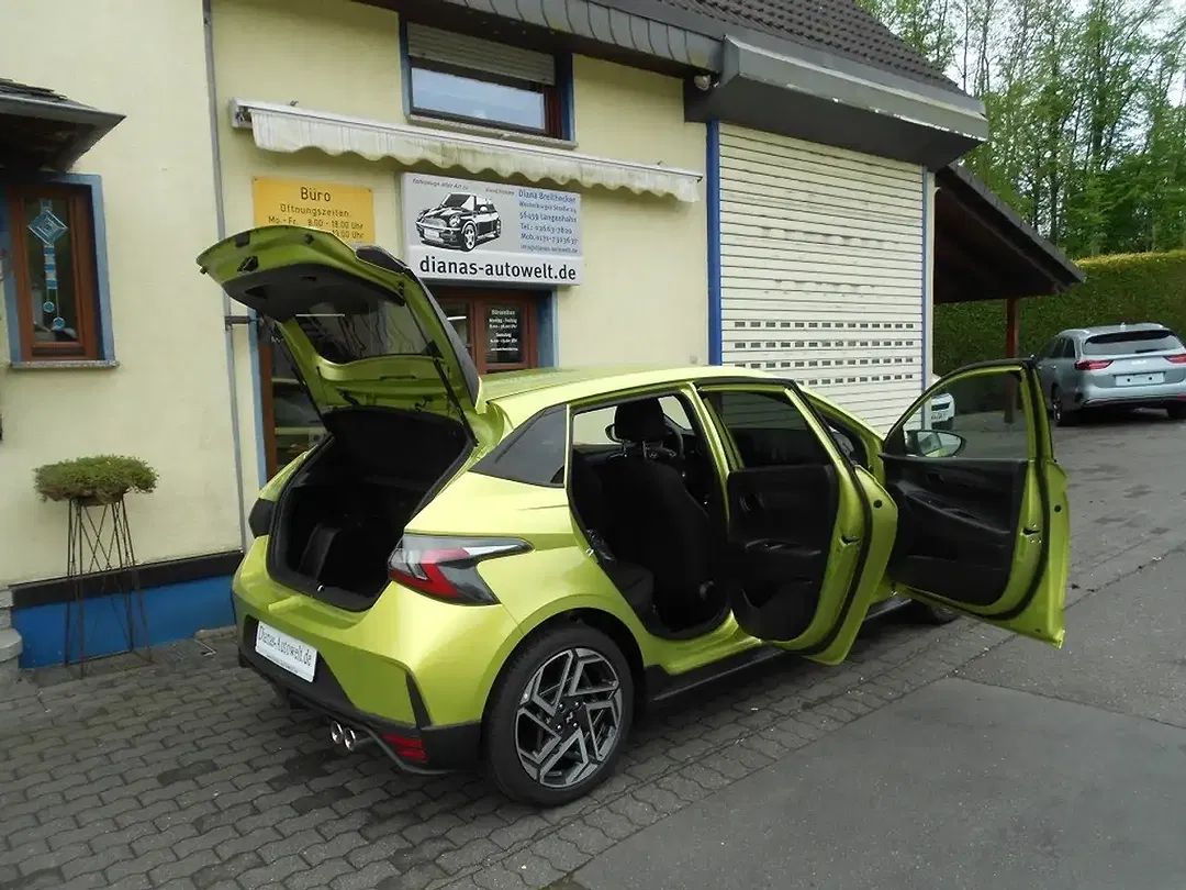 Hyundai i20 - Thumbnail 3
