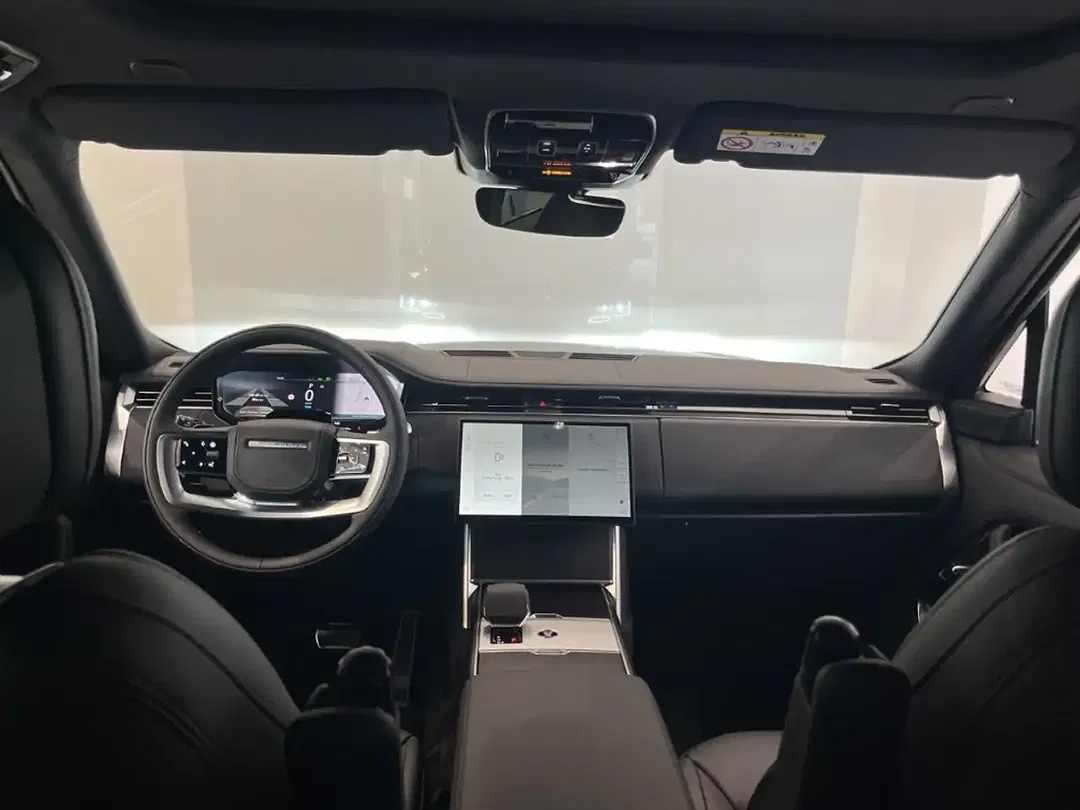 Land Rover Range Rover - Thumbnail 4