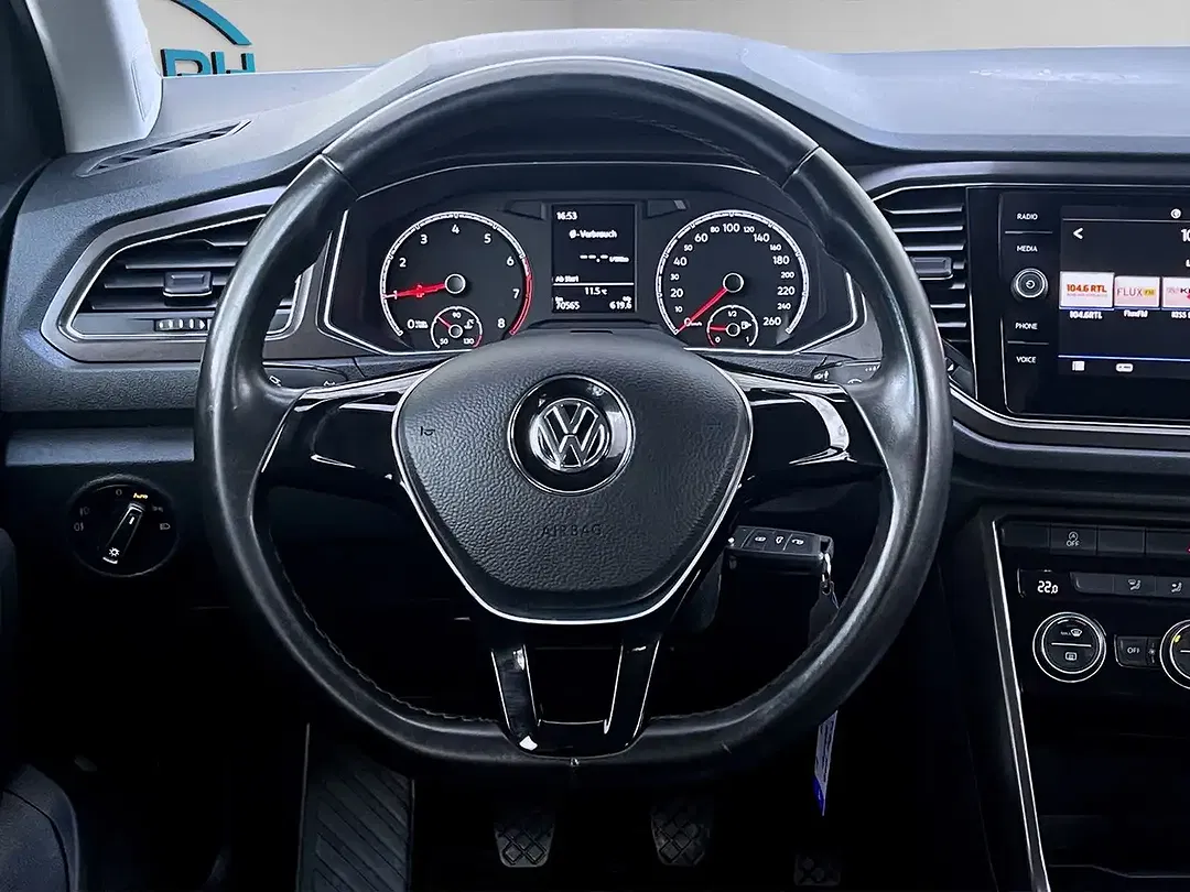 Volkswagen T-Roc - Thumbnail 12