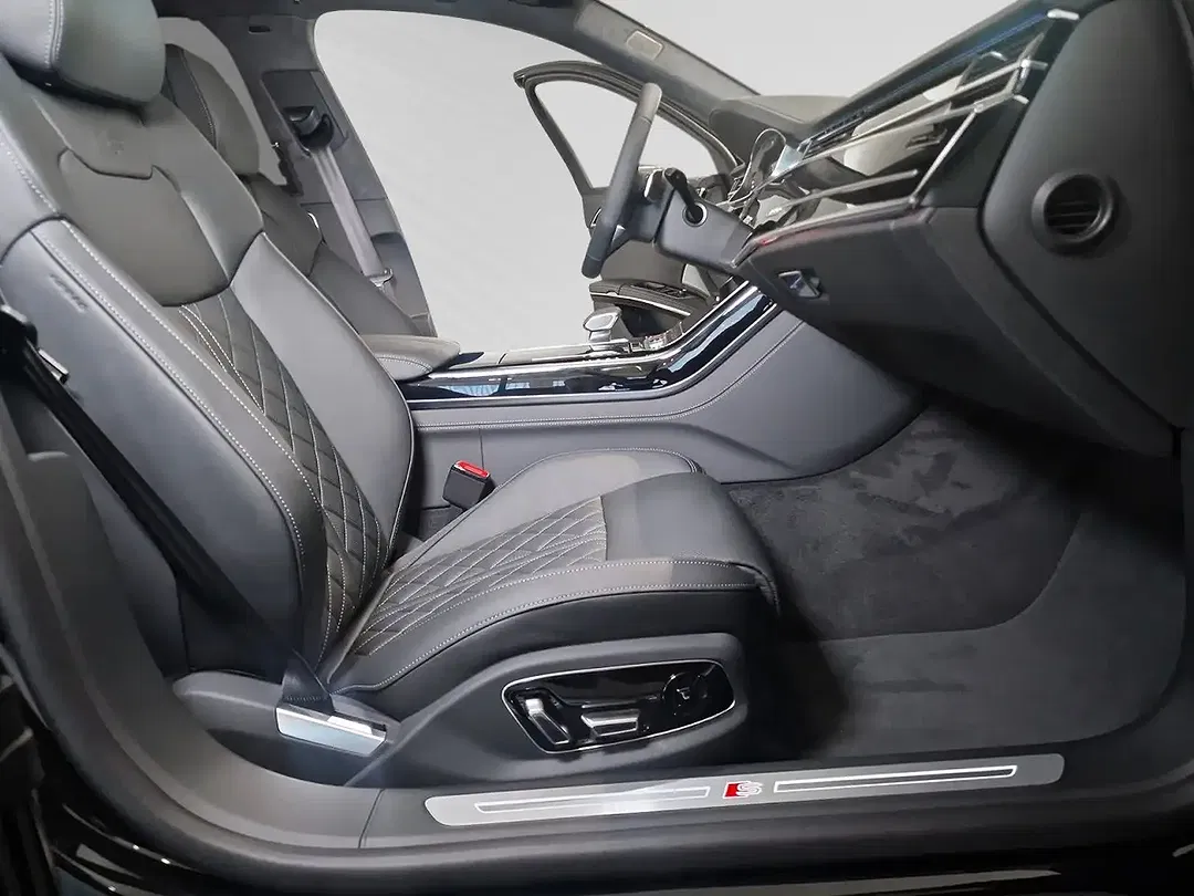 Audi S8 - Thumbnail 10