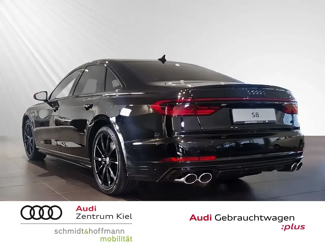 Audi S8 - Thumbnail 3