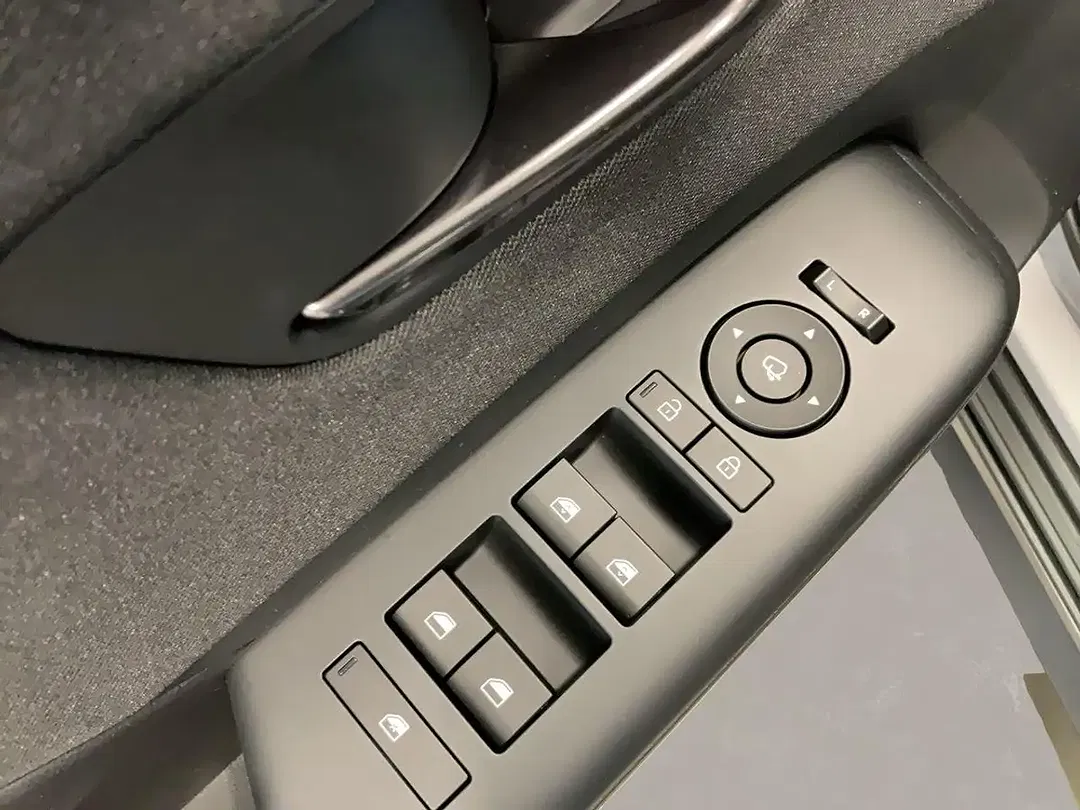 Hyundai KONA - Thumbnail 12