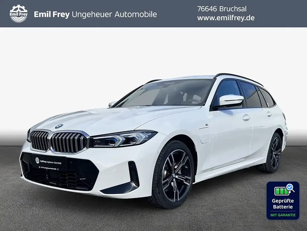 BMW 330 - Thumbnail 1