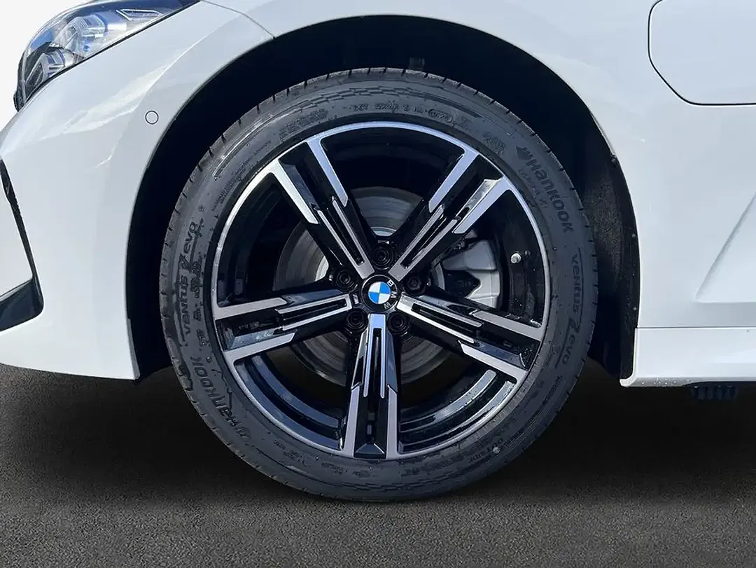 BMW 330 - Thumbnail 7