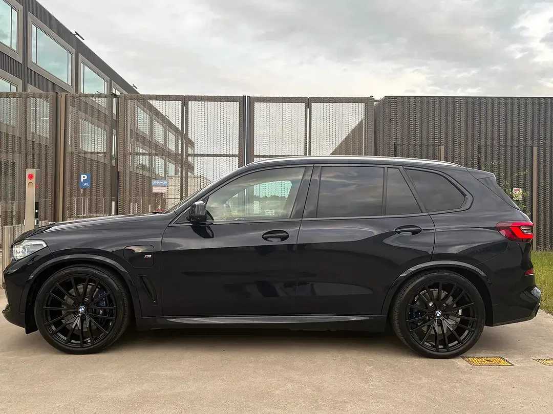 BMW X5 - Thumbnail 6