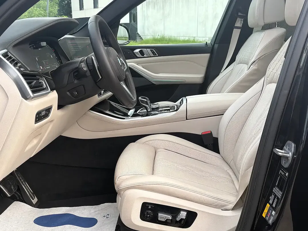 BMW X5 - Thumbnail 9