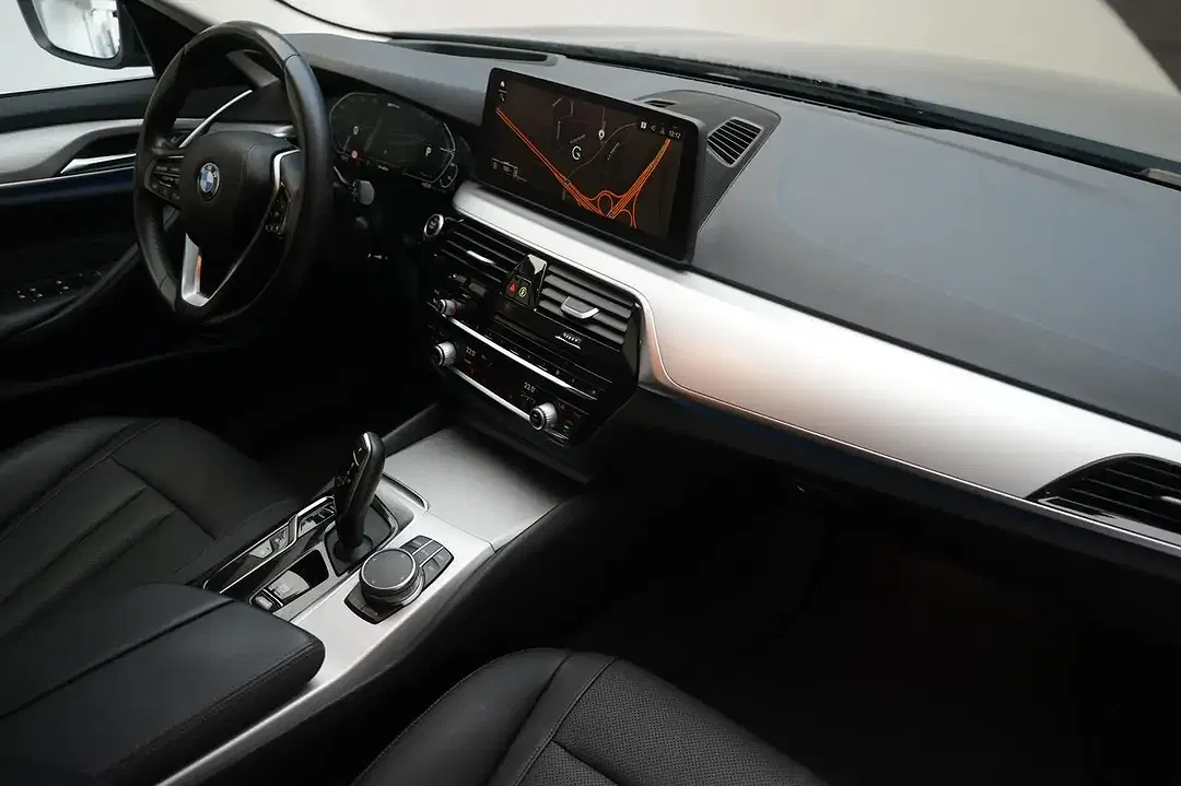 BMW 530 - Thumbnail 8