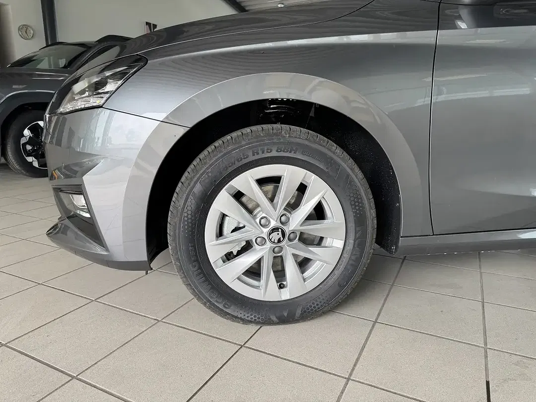Skoda Fabia - Thumbnail 10