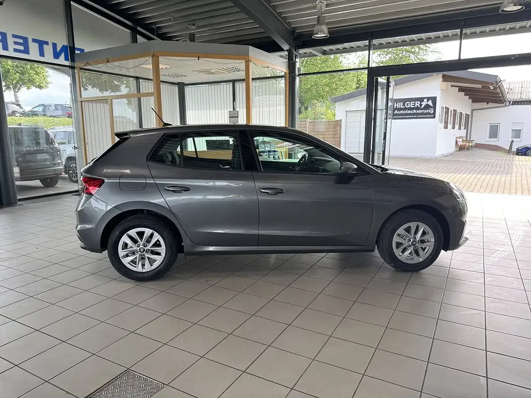 Skoda Fabia - Thumbnail 7
