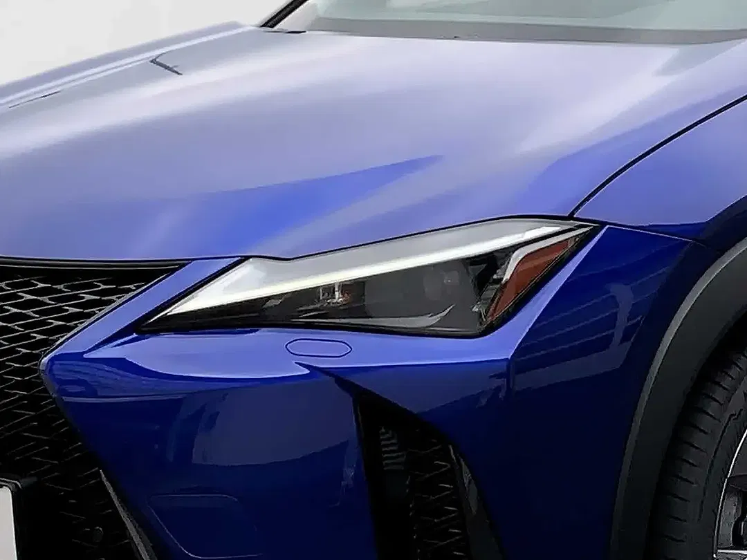 Lexus UX 300h - Thumbnail 14